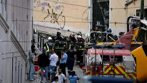 Numărul victimelor accidentului feroviar din Lisabona crește la 17 morți și 21 de răniți