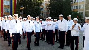 #IncepeScoala: Momente emoţionante şi solemne, la deschiderea noului an şcolar de la Colegiul Militar din Alba Iulia - VIDEO