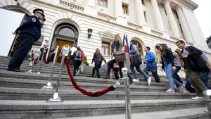 Noaptea Muzeelor rămâne un punct de interes pentru bucureşteni. Cozi de sute de oameni în Capitală