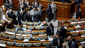 Coaliţia prooccidentală ucraineană pierde majoritatea absolută în Parlament
