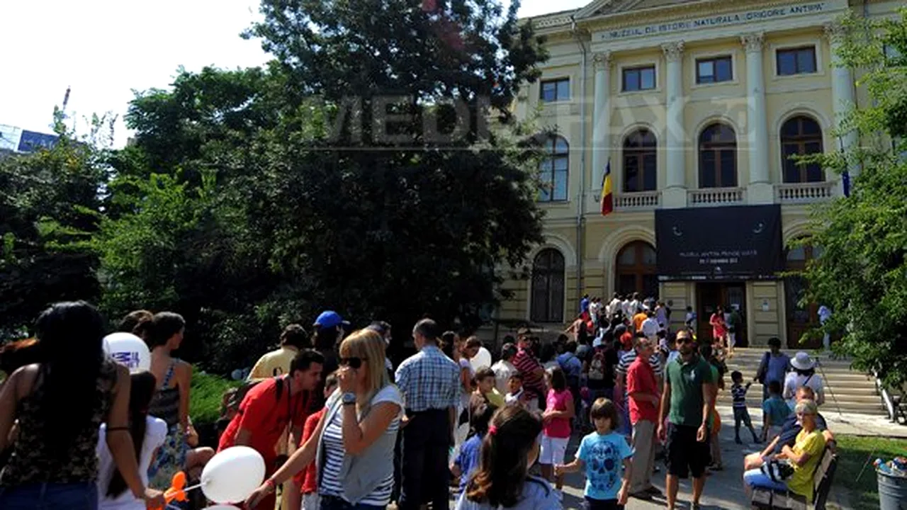 Muzeului Antipa i s-a cerut să cedeze 45% din parc. Instituţia se opune/ Guvern: Parcul Antipa, proprietatea statului. Dreptul de folosire poate fi atribuit altei instituţii