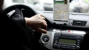 Mutare mult aşteptată: Uber a depus documentele pentru oferta publică iniţială
