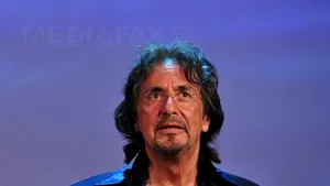 Al Pacino va juca într-un film inspirat de John Lennon