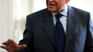 Iliescu: Fundamental este să terminăm cu prezenţa lui Băsescu în fruntea statului