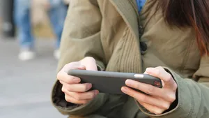 Un joc legendar se întoarce pe Android şi iOS după ce versiunea EA se închide