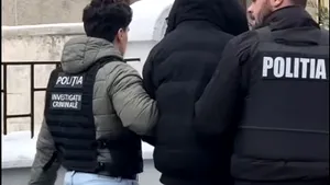 Fiul unei doctorițe ucise în Franța a fost arestat la Cluj. Tânărul român este acuzat că și-a omorât mama