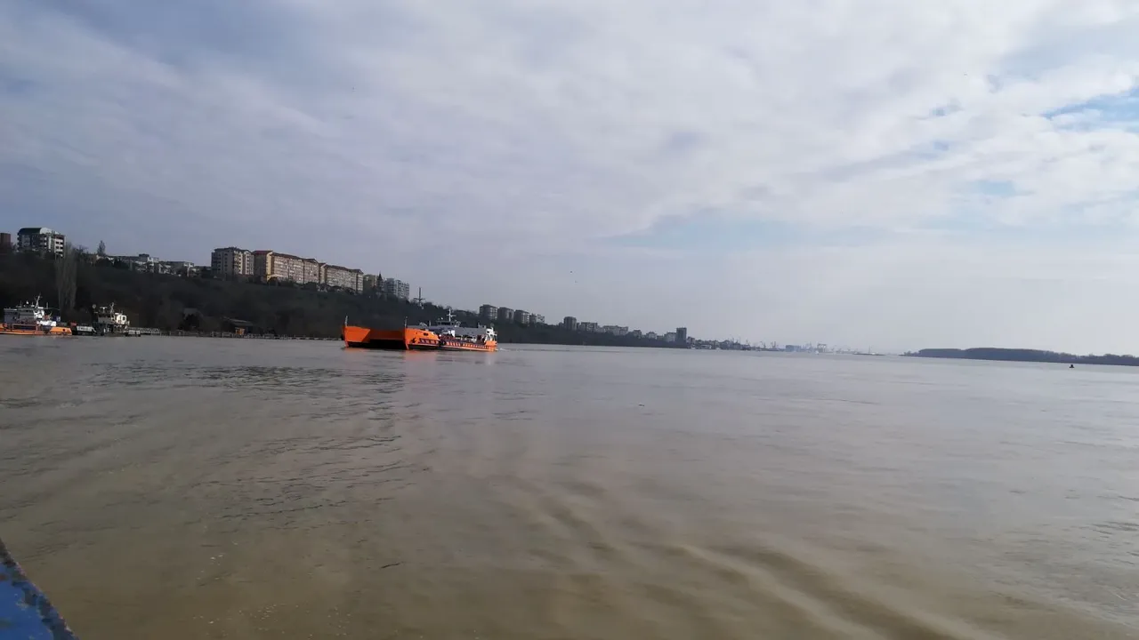 O femeie s-a aruncat cu maşina în Dunăre, primele indicii fiind că s-a sinucis