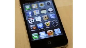 Cosmote România va vinde iPhone 4S la preţuri cuprinse între 799 şi 2.199 lei