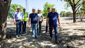 Clujenii vor mai avea de aşteptat până să meargă cu metroul. Proiectul a fost suspendat. Boc: 