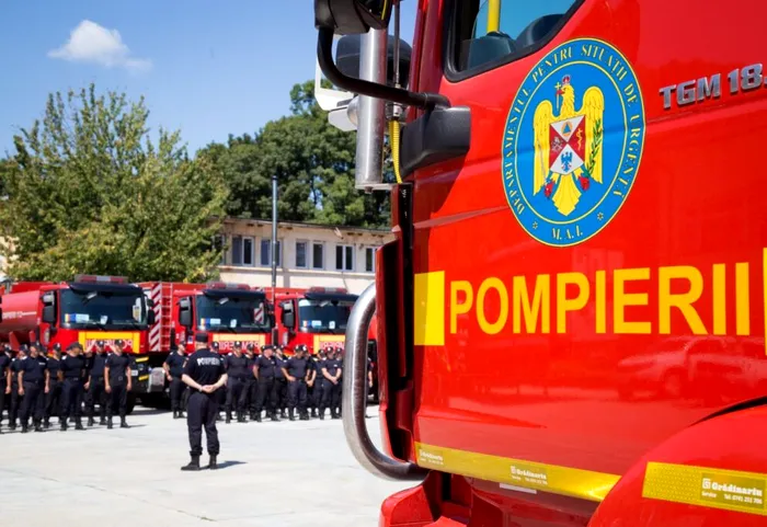 România trimite 40 de pompieri în Franța pentru stingerea incendiilor de pădure