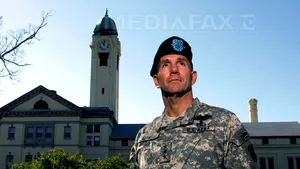 Comandantul misiunii NATO de pregătire în Afganistan: Jandarmii români, printre cei mai buni din lume