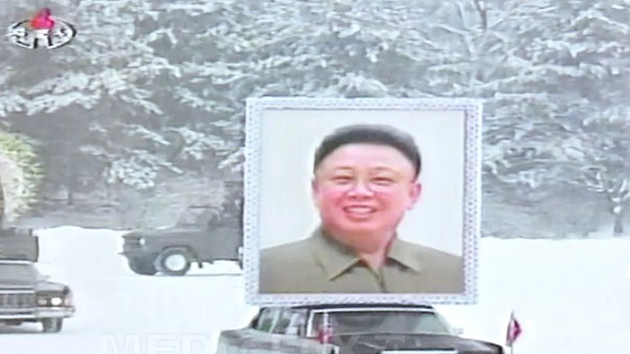 Funeraliile lui Kim Jong-il: Sute de mii de nord-coreeni, pe străzile Phenianului. IMAGINI DIN COREEA DE NORD