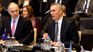 Mircea Geoană, secretarul general adjunct al NATO, a vorbit despre criza din Ucraina. El afirmă cu Rusia va plăti un preţ foarte sever dacă atacă