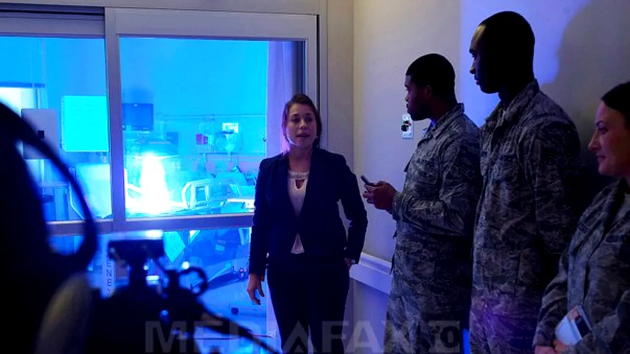 Armata americană a creat un robot care ar putea fi eficient contra epidemiei de Ebola