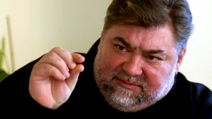 Fostul primar din Bacău Dumitru Sechelariu, internat sub pază după ce a fost reţinut DNA
