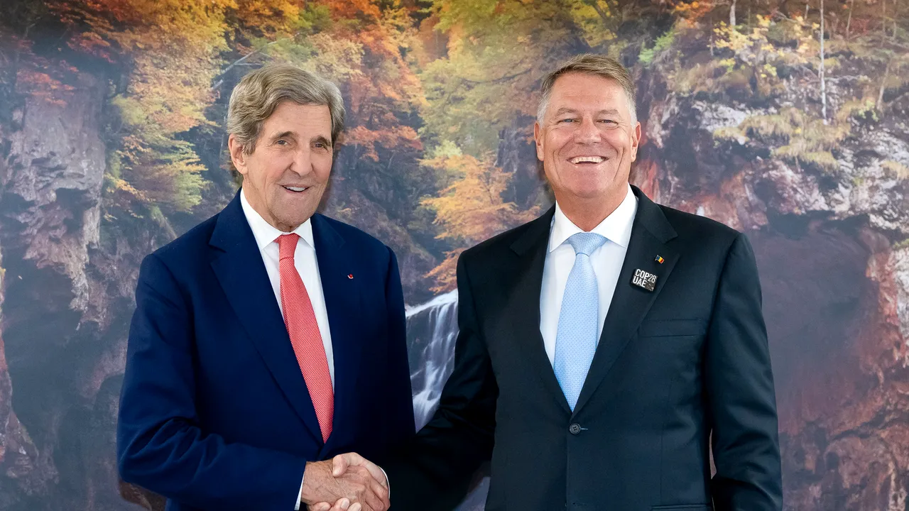 Iohannis a avut o întrevedere cu reprezentantul special al preşedintelui SUA pentru Climă, John Kerry
