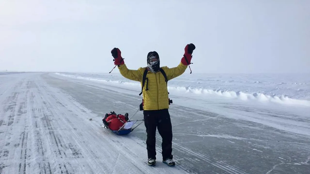 O mie cinci sute de copaci au fost plantaţi pentru Tibi Uşeriu, câştigătorul maratonului 