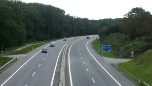 Viorica Dăncilă: Adoptăm declanşarea procedurilor de expropriere pentru drumul expres Craiova-Piteşti