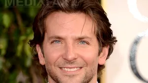 Bradley Cooper, printre producătorii unui film despre viaţa ciclistului Lance Armstrong 