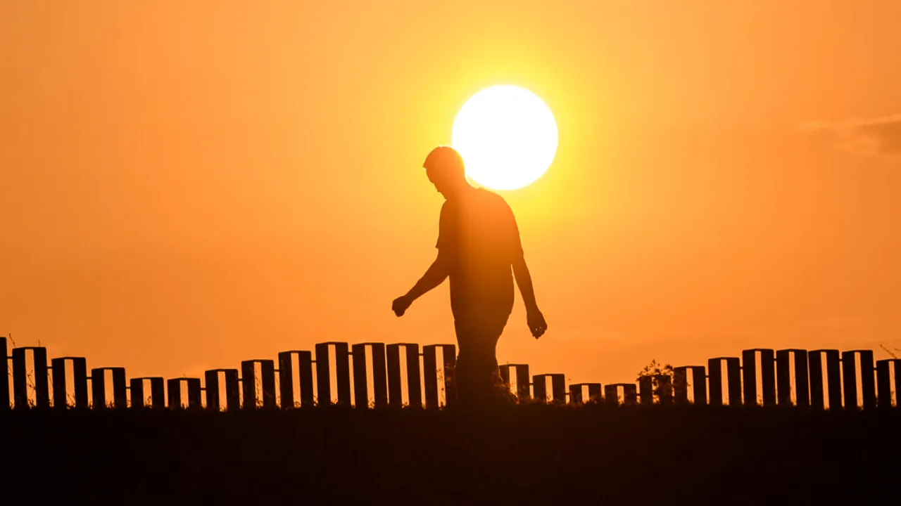 Avertizare meteo: Cod galben de caniculă în București și 6 județe. Temperaturi de 36°C duminică