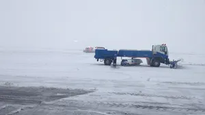 Grevă generală în Franţa, marţi, în mai multe domenii ale sectorului public. Vor protesta profesori, taximetrişti, medici şi angajaţi din transportul aerian: 