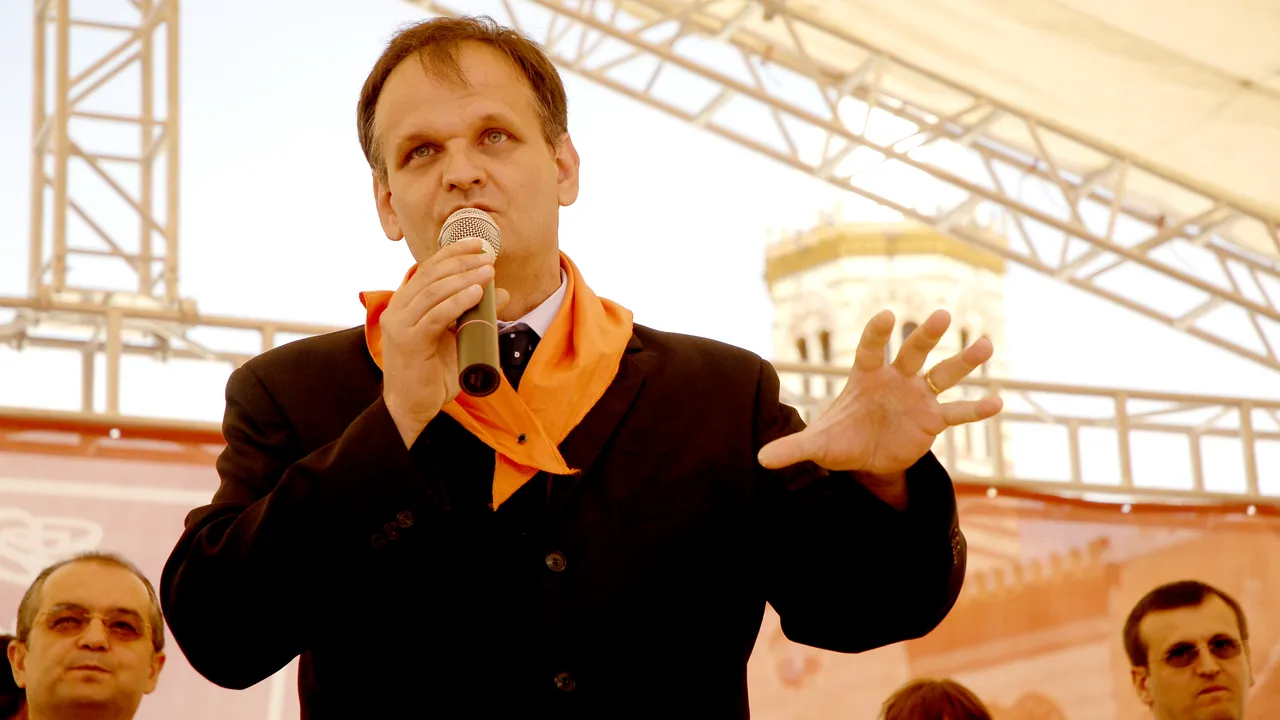 Prim-vicepreşedinte PNL Braşov a demisionat şi îi îndeamnă pe colegii lui din ţară să facă la fel