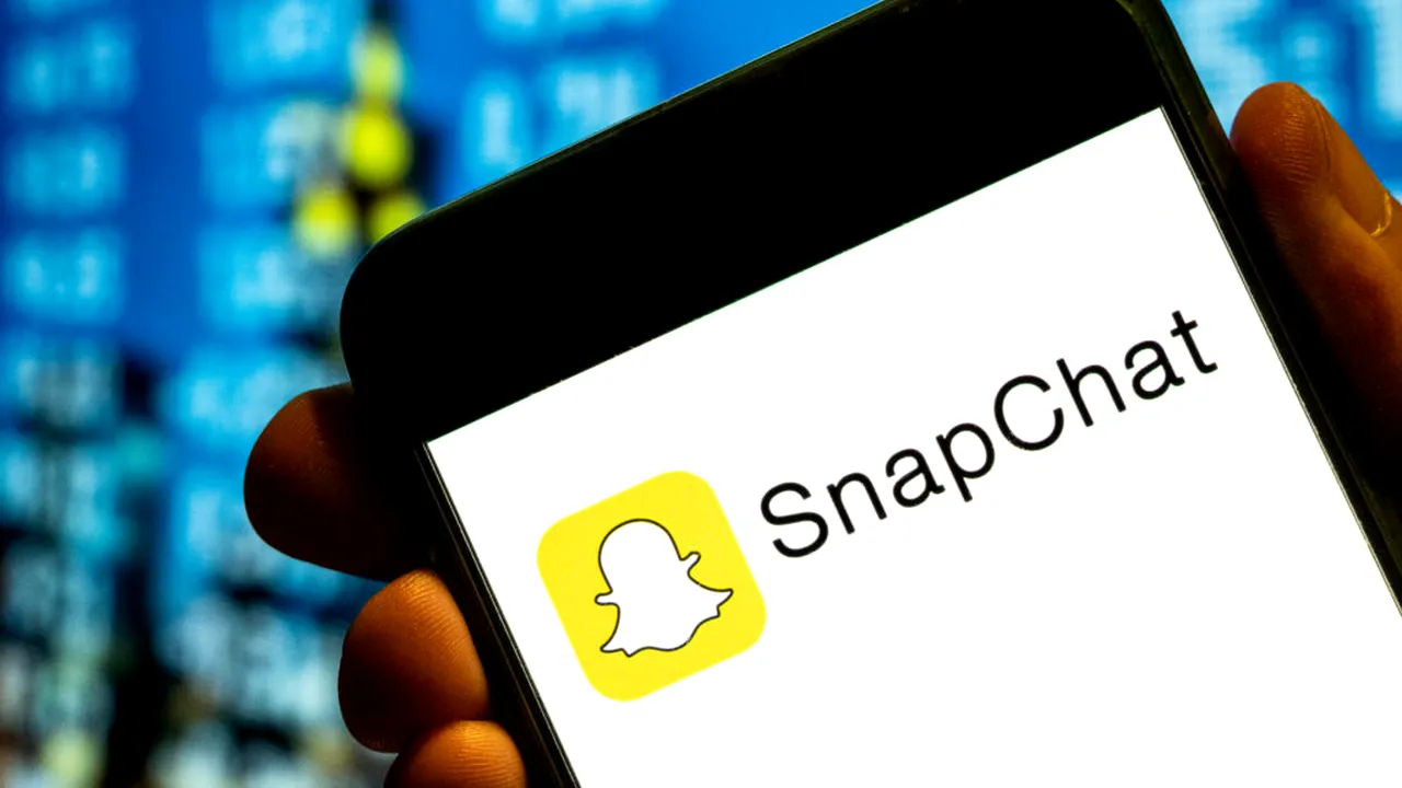 Snapchat a blocat sute de mii de conturi de minori în Australia