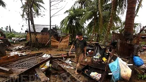 Bilanţul taifunului Bopha depăşeşte 900 de morţi în Filipine