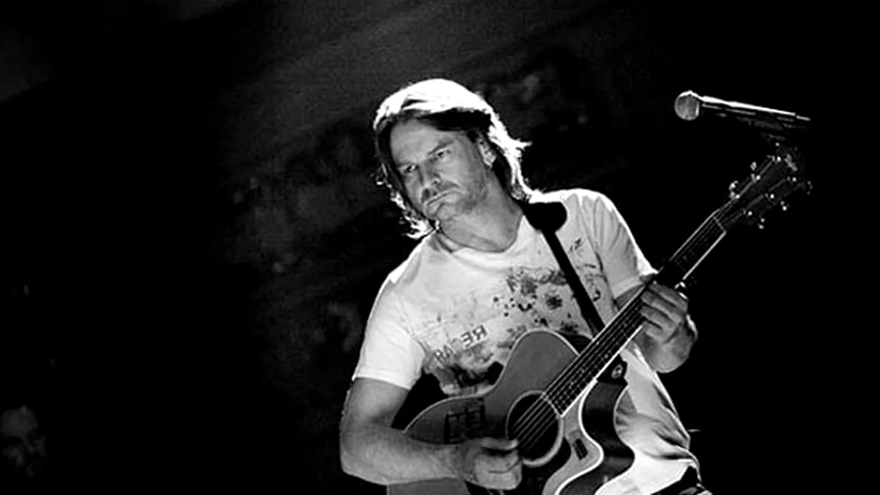 Concertul pe care Ray Wilson urma să îl susţină pe 11 mai, în Bucureşti, reprogramat pe 1 octombrie