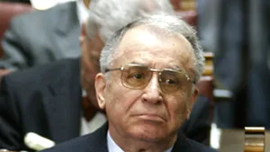 Iliescu nu exclude o colaborare postelectorală PSD-PNL