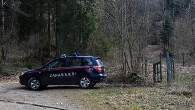 SOCIAL O  șoferiță de 84 de ani a lovit cu mașina doi bicicliști. Soțul ei a încercat să o ajute și a lovit doi polițiști