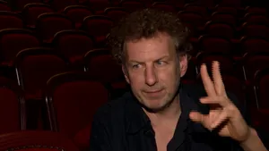 INTERVIU: Coregraful belgian Wim Vandekeybus, inspirat de România: „Ursul intră în pielea omului”