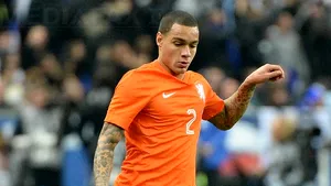 Van der Wiel (PSG), indisponibil pentru meciul cu Bayer Leverkusen
