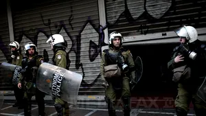 Incident armat la sediul Partidului Socialist grec, în centrul oraşului Atena