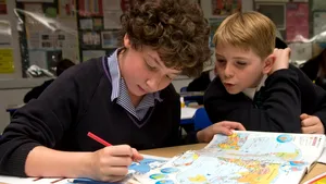 Elevii şi preşcolarii intră, de astăzi, în vacanţa de iarnă. Când revin la şcoală şi cât mai au de aşteptat până la următoarea vacanţă