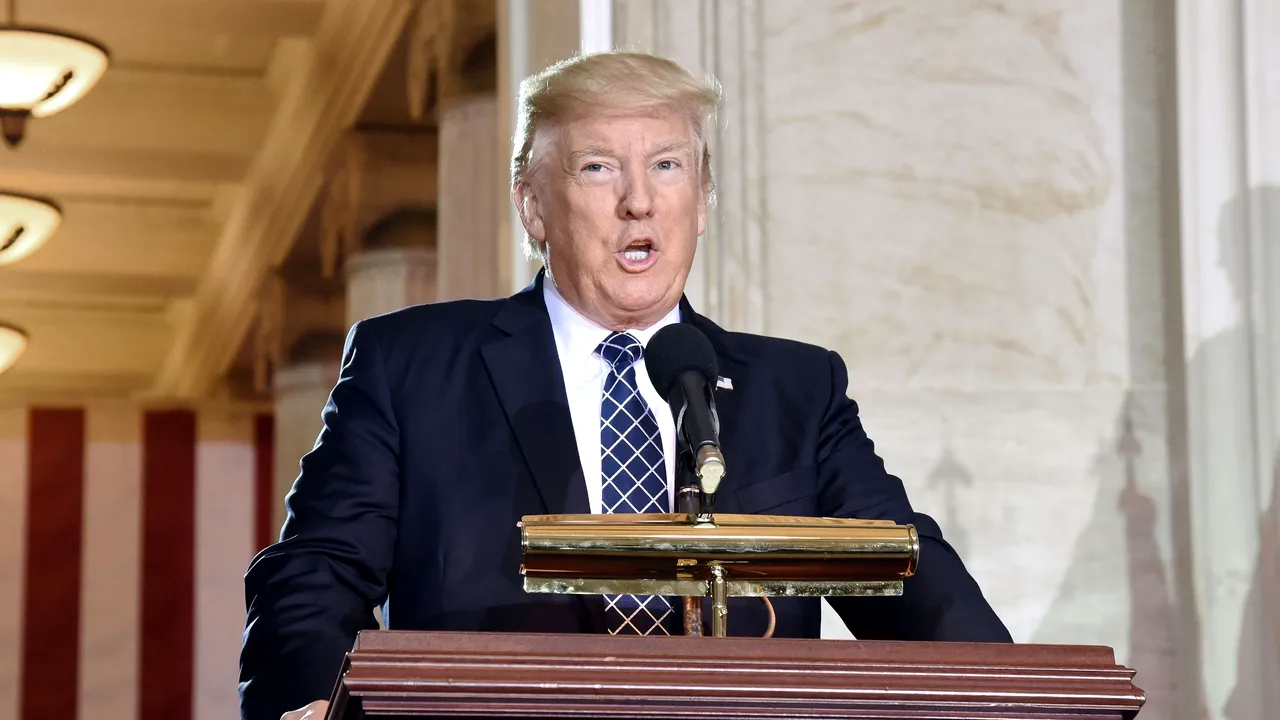 NYT: Primele 100 de zile de mandat - Donald Trump a folosit excesiv atribuţiile executive, într-un stil de conducere liber, detaşat de normele prezidenţiale