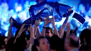 Croaţia a ADERAT la Uniunea Europeană. Zeci de mii de persoane s-au strâns la Zagreb pentru a sărbători evenimentul - FOTO