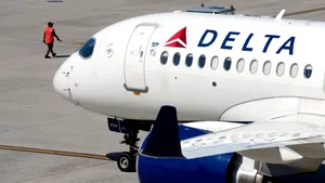 Aterizare de urgență: O aeronavă Delta Air Lines a întâlnit turbulențe severe, 25 de pasageri spitalizați