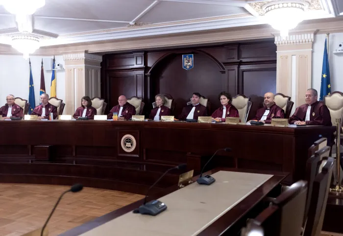 JUSTIȚIE CCR a respins sesizarea lui Bolojan. Magistrații trebuie să primească salariile restante