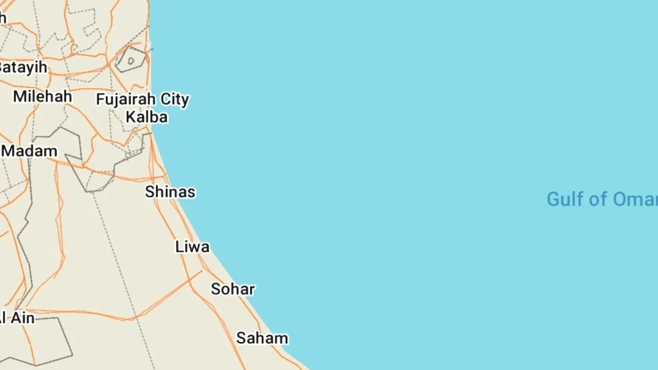 Incident maritim în Golful Oman, în largul Emiratelor Arabe Unite. Forţele Navale britanice: „Potenţială deturnare”