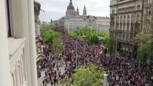 Ungaria fierbe: demonstraţie uriaşă împotriva lui Orban la Budapesta