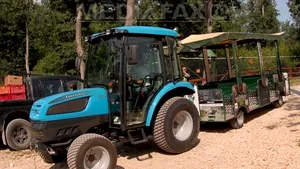 Trenuleţ pentru turişti, inaugurat la Rezervaţia de urşi de la Zărneşti - FOTO