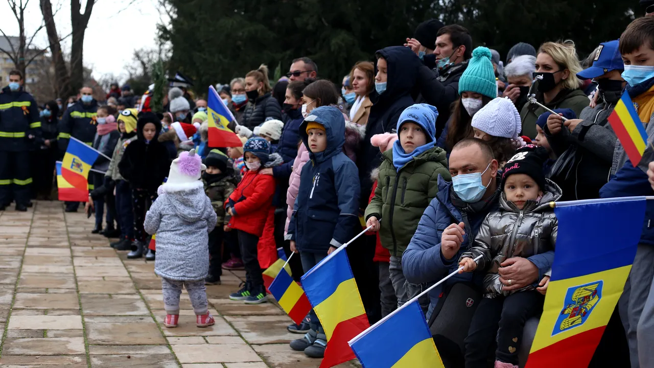 România a pierdut cel puţin un milion de locuitori din 2011. Care sunt principalii factori care au determinat scăderea populaţiei