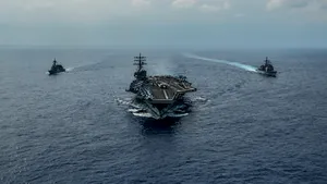 Arca lui Noe! 3000 de marinari au fost izolaţi pe un portavion pentru că erau infectaţi cu noul coronavirus
