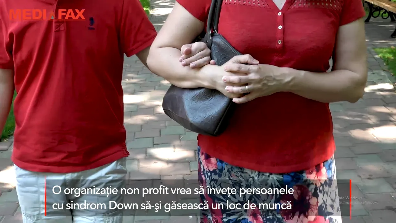 Oana, mama unui tânăr cu sindrom Down, doreşte ca fiul ei să se angajeze. Un proiect la nivel naţional îi va da această şansă