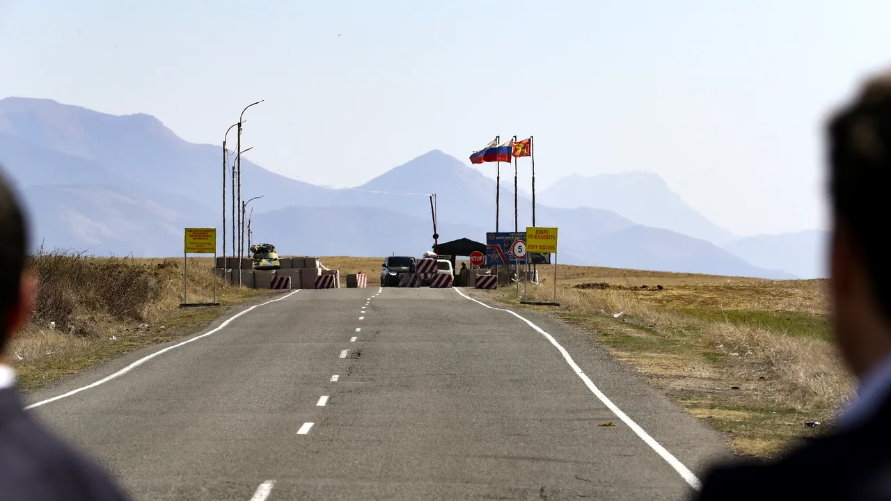 Rusia acuză Azerbaidjanul că a încălcat acordul de încetare a focului cu Armenia