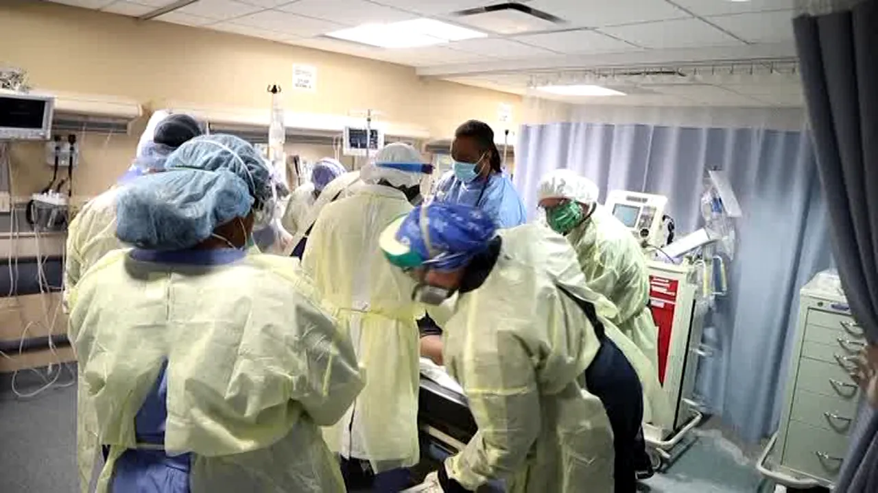 Imagini tulburătoare, filmate în premieră în camera de gardă a unui spital. Medic: Un coşmar. E de necrezut cât de mulţi bolnavi avem