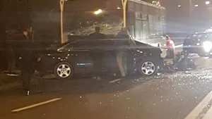 Accident GRAV, în timpul nopţii, pe Şoseaua Petricani din Capitală. Impact frontal cu un autobuz, două persoane au murit - FOTO