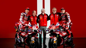 Ducati, echipa campioană în MotoGP, își prezintă noul design, la 100 de ani de la înființarea mărcii
