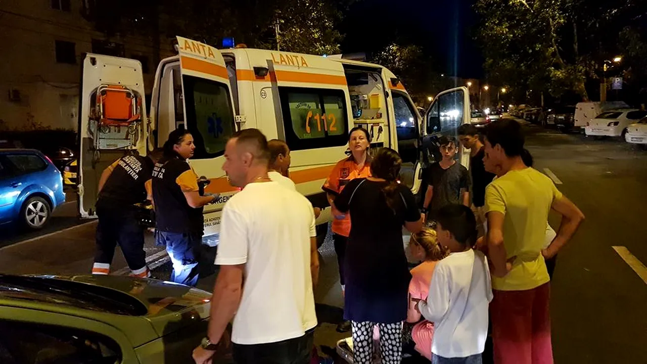 FOTO, VIDEO | Scandal uriaş în plină stradă, după ce o tânără a fost lovită pe zebră, în Constanţa. Mai multe persoane, audiate